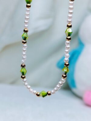 vibrant-lime-crystal-pearl-chain