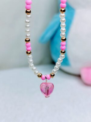 pink-love-pearl-dainty-necklace