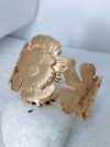 flora-grande-polished-gold-flower-cuff
