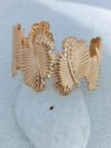 monstera-leaf-textured-gold-cuff