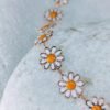 retro-daisy-enamel-flower-chain-necklace