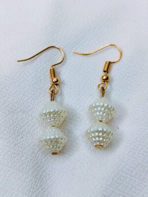 double-clustered-pearl-drop-earrings