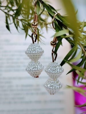 double-clustered-pearl-drop-earrings